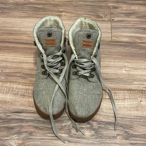 TOMS ankle boots, size 8.5